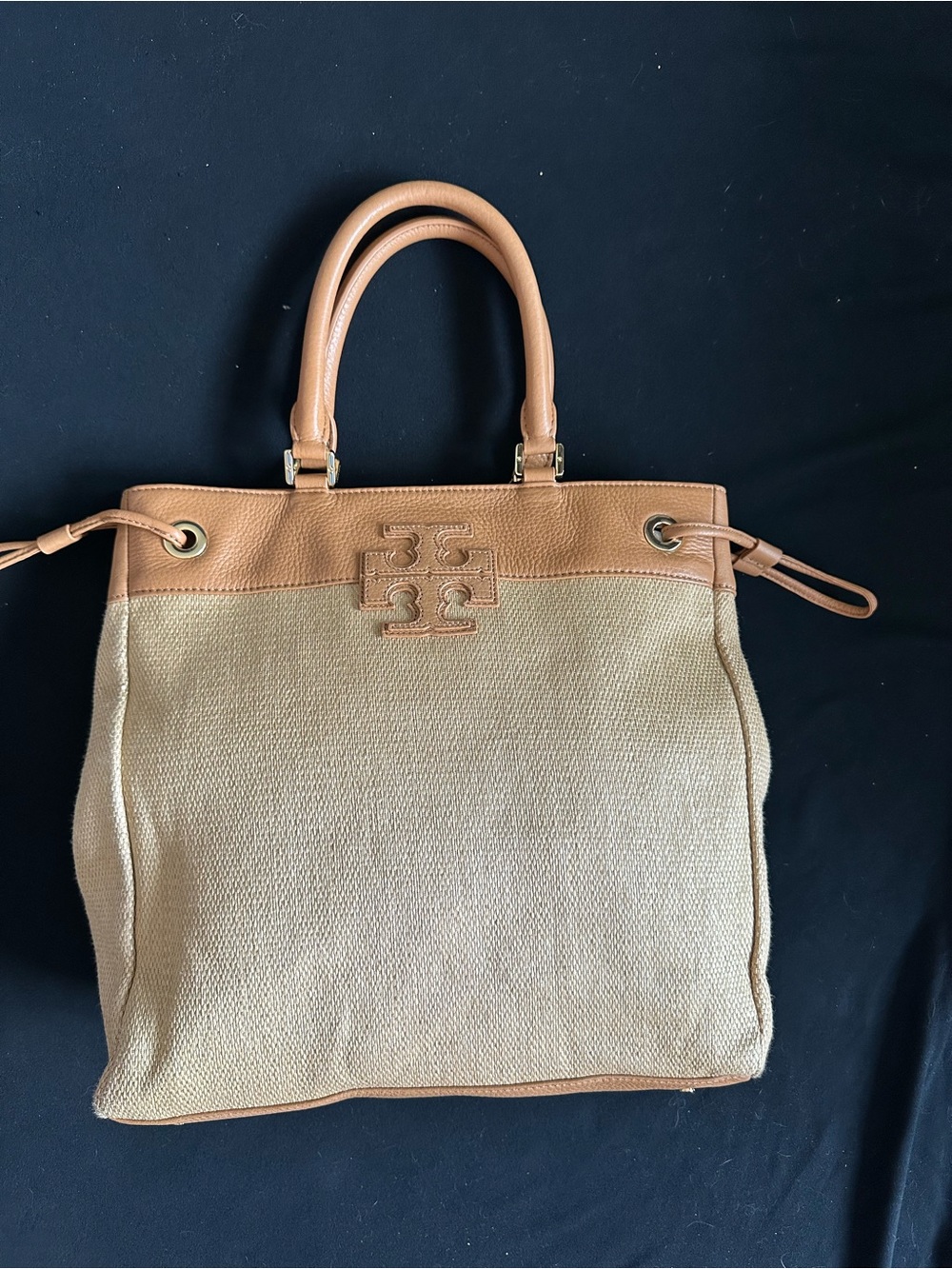 Tory Burch Light neutral and tan double T Logo straw Tote with leather - Picture 13 of 15